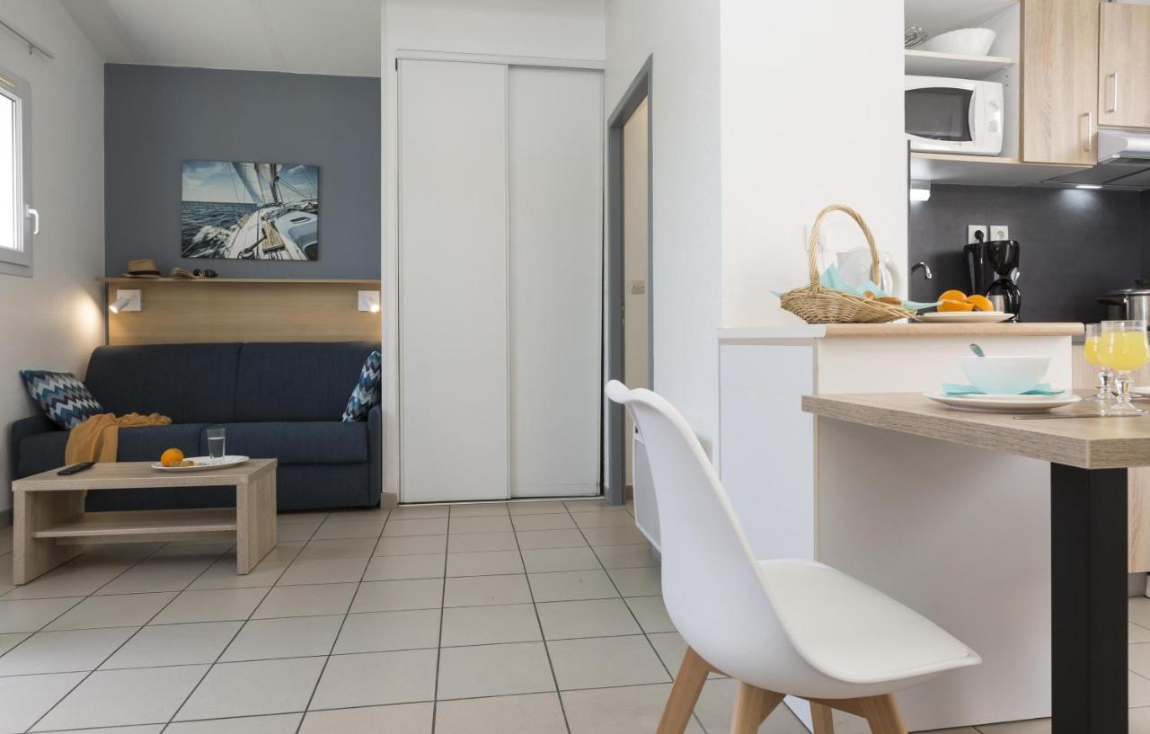 Residence Odalys Le Village Des Amareyeurs Le Chateau-d'Oleron Luaran gambar