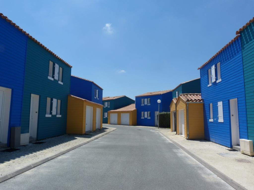 Residence Odalys Le Village Des Amareyeurs Le Chateau-d'Oleron Luaran gambar