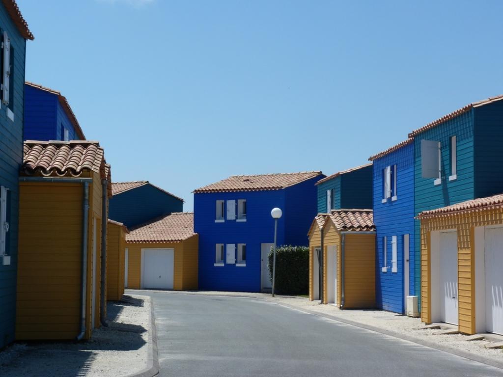 Residence Odalys Le Village Des Amareyeurs Le Chateau-d'Oleron Luaran gambar