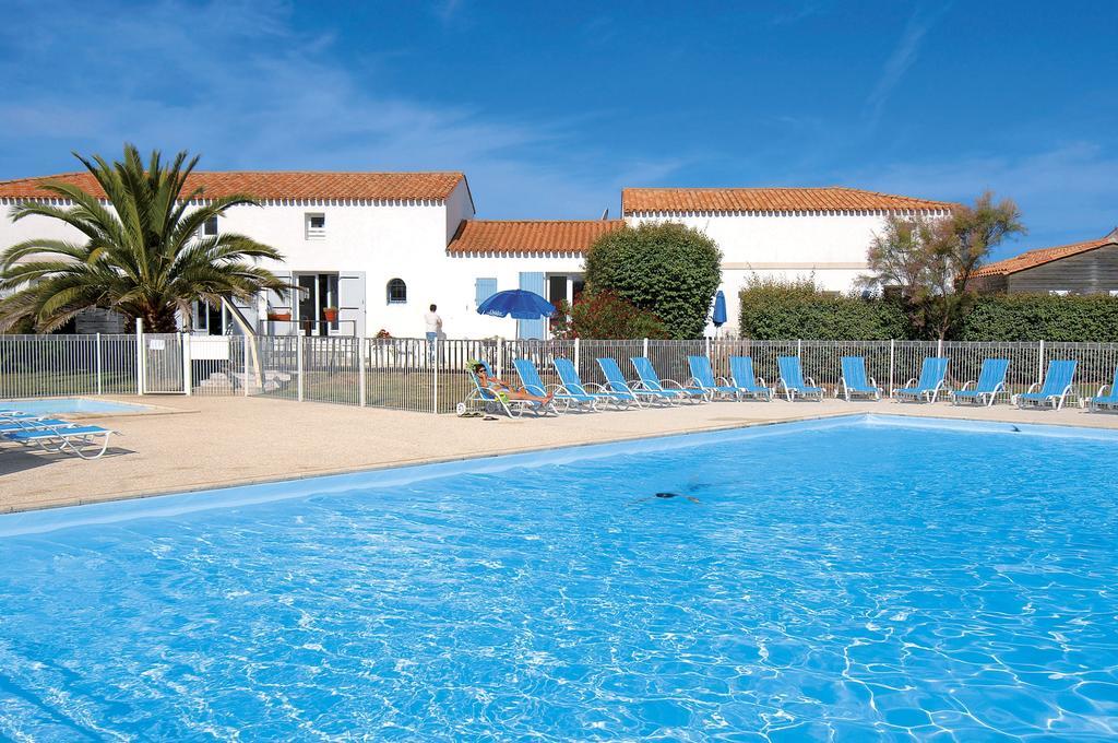 Residence Odalys Le Village Des Amareyeurs Le Chateau-d'Oleron Luaran gambar