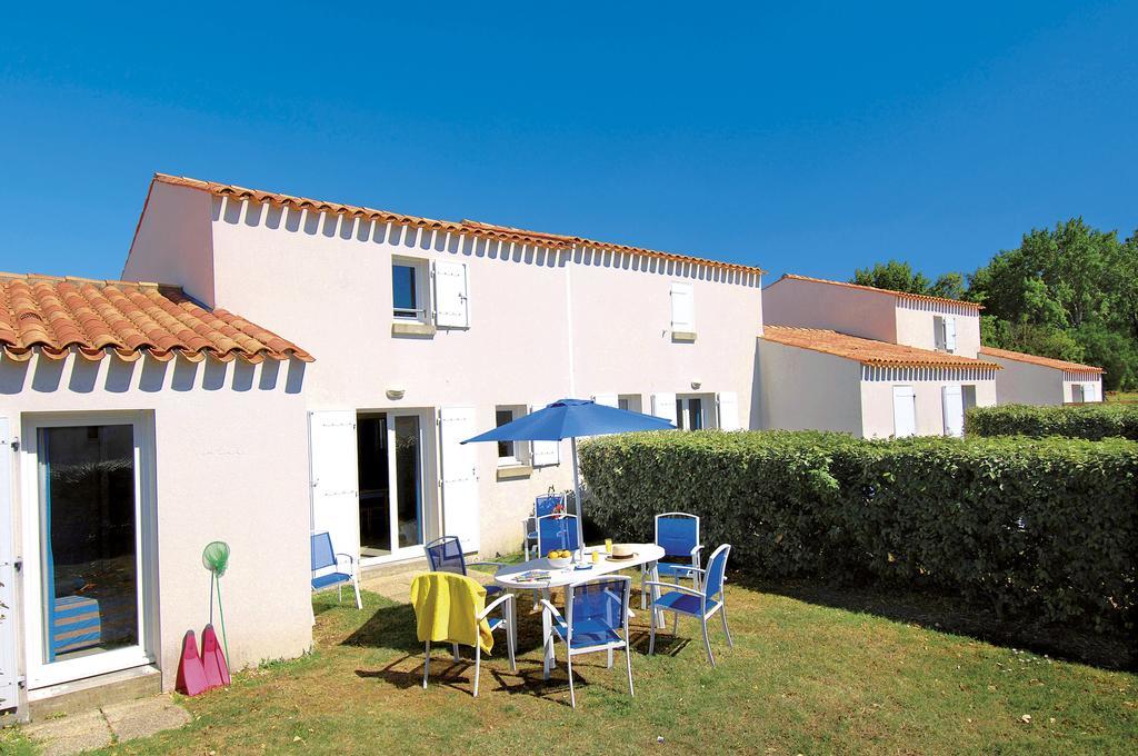Residence Odalys Le Village Des Amareyeurs Le Chateau-d'Oleron Luaran gambar