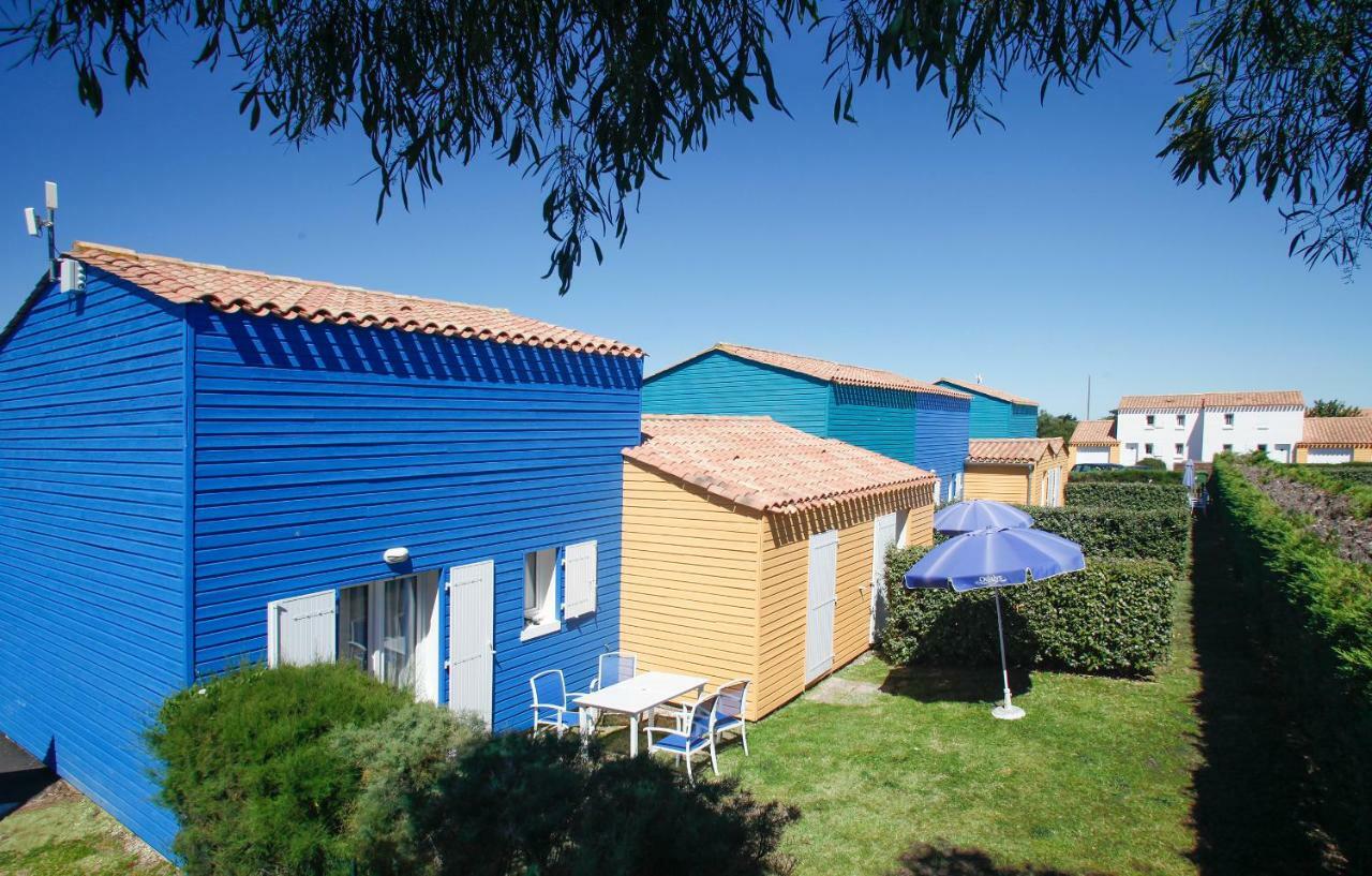 Residence Odalys Le Village Des Amareyeurs Le Chateau-d'Oleron Luaran gambar